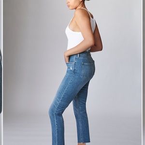 ARIZIA DENIM FORUM THE YOKO ONO HIGH RISE SLIM 28